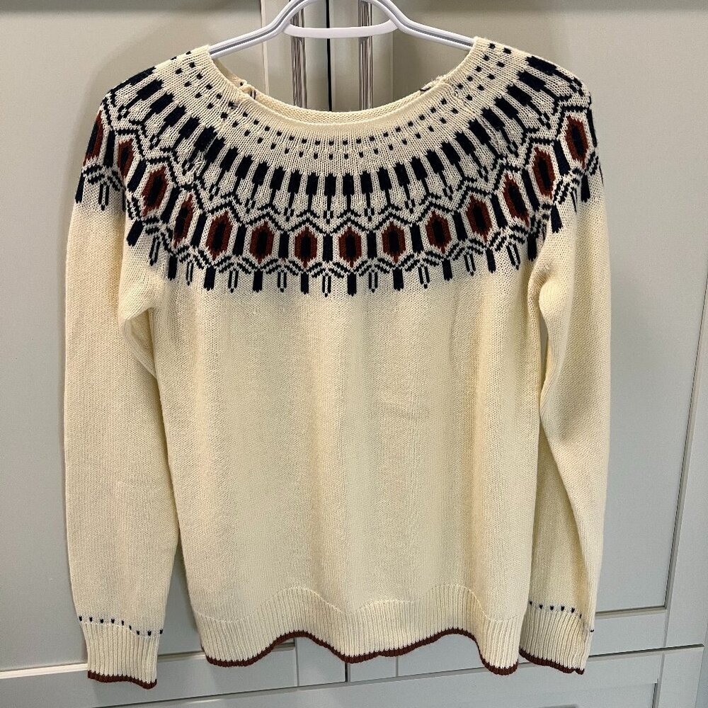 VINTAGE Knit Sweater Women's Size Small Cream Maroon Navy Pattern at Neck